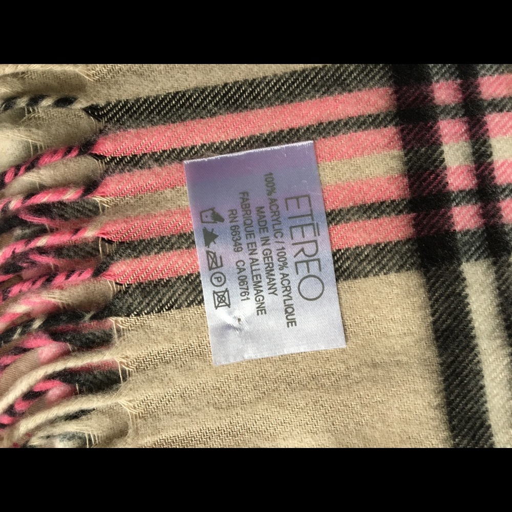 NWT Etereo Plaid Scarf - Picture 4 of 4